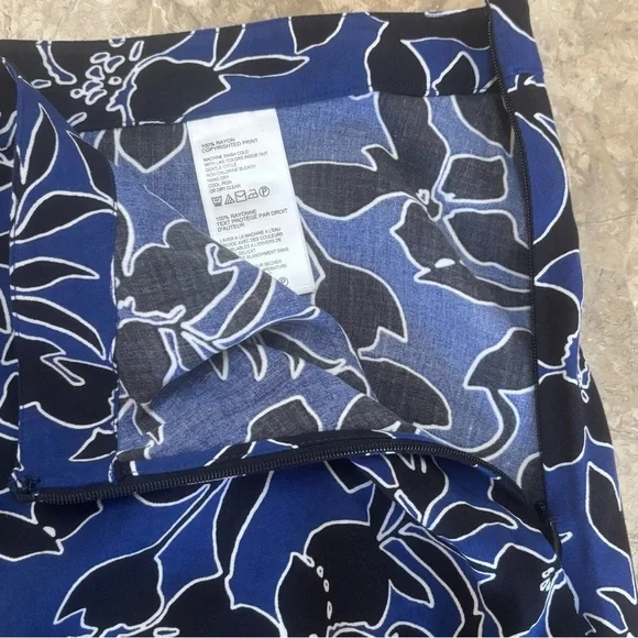 NWT Tommy Bahama Forte Floral Midi Skirt Size 16 Blue Black White Rayon - Picture 6 of 15